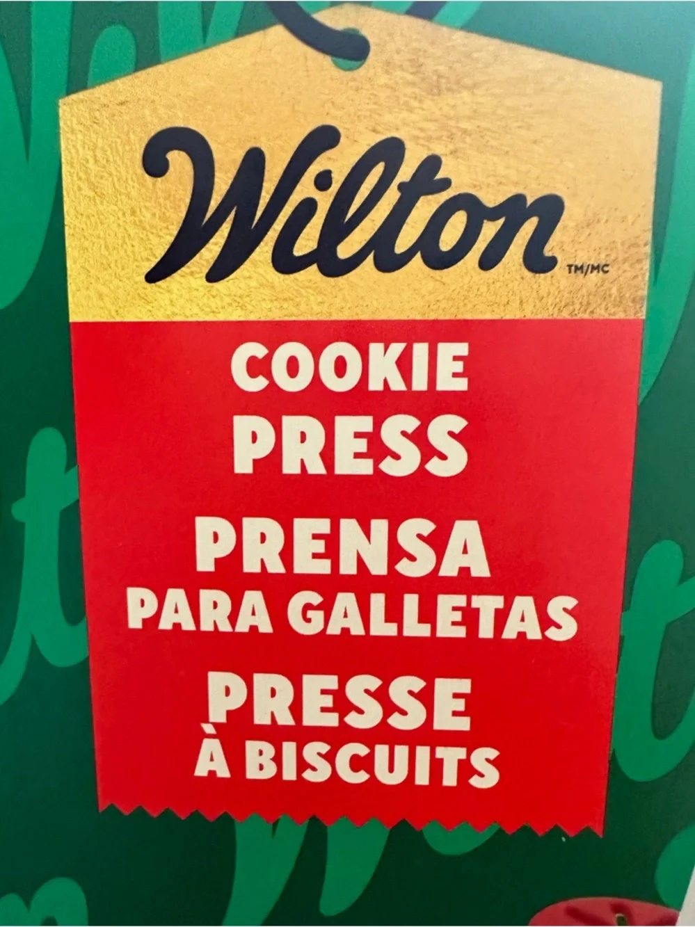 Wilton cookie press with 12 disc included NEW